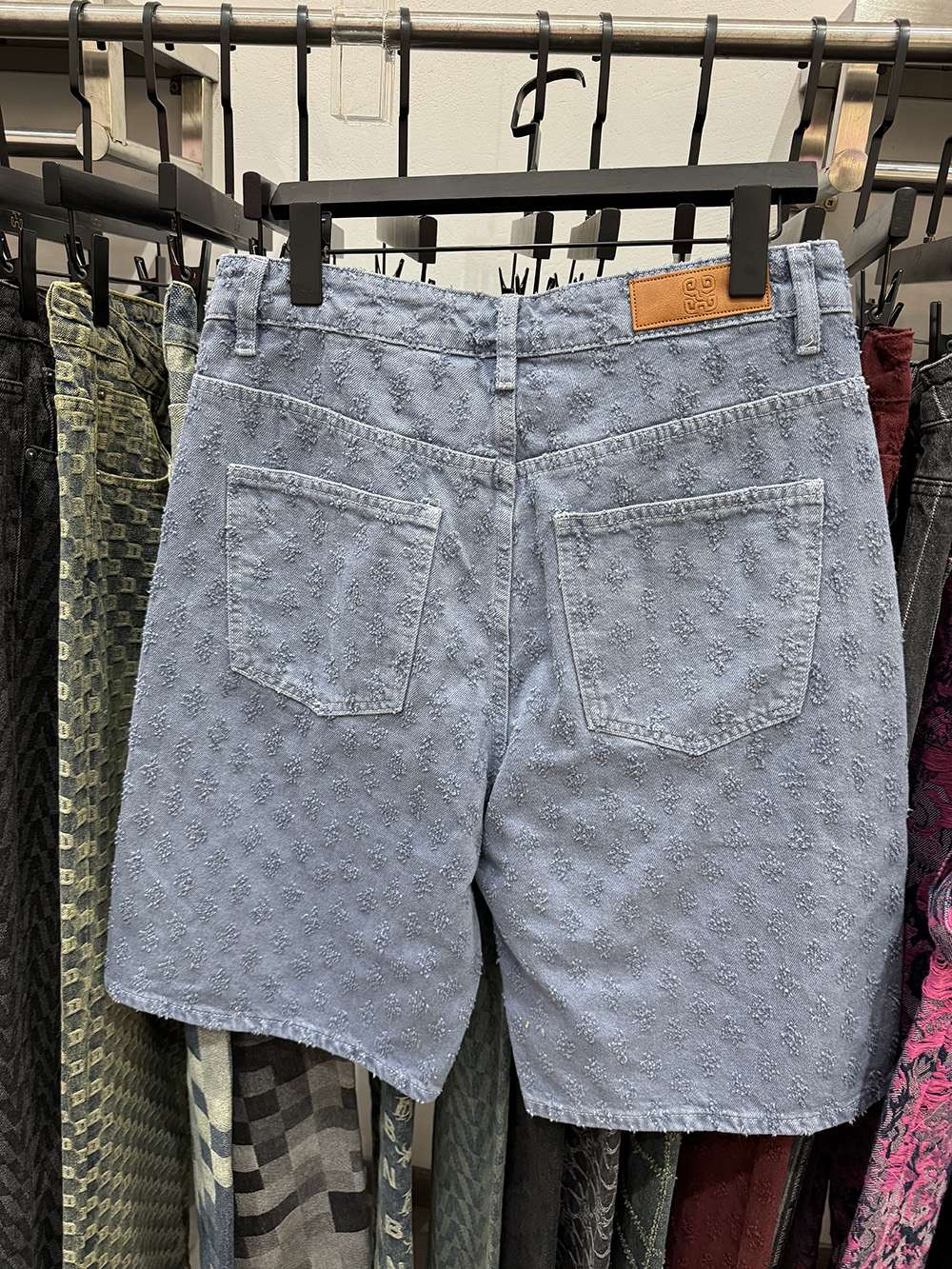New Summer Men Distressed Short Jeans Vintage Jacquard Straight Leg Men's Denim Shorts Pants