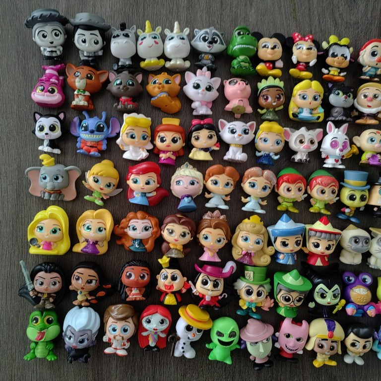 Genuine Disney Doorables Cartoon Figures Kawaii Mickey Mouse Princesa Anna Elsa Boneca de Olhos Grandes de Vidro Série Modelo Brinquedos Presentes Infantis