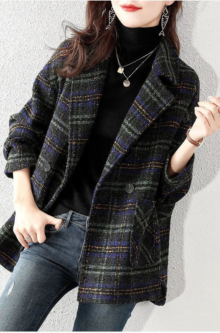 2024 New Style Women's Plaid Suit Woolen Jacket Loose Fit Vintage Checked Woolen Coat Medium Length Korean Version