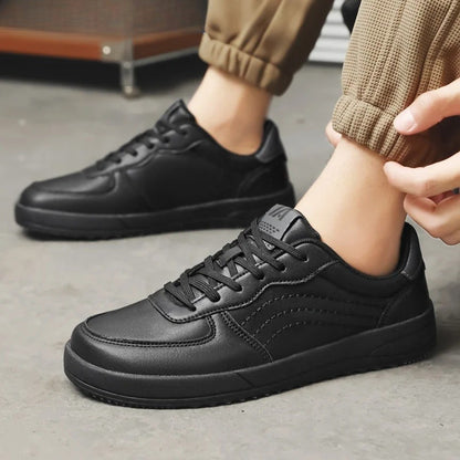2025 New Mens Casual Shoes Leather Fashion Breathable Sneakers Anti Slip Travel Shoes Lace Up Flats Shoes Comfortable Men Shoes