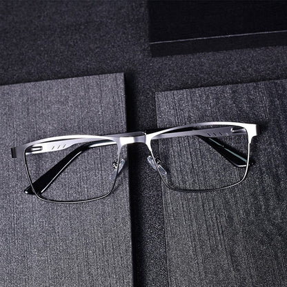 High Quality Stainless steel Reading Glasses Men Women Fashion Presbyopic Eyeglasses Business Hyperopia Anti Blue Light Eyewear1
