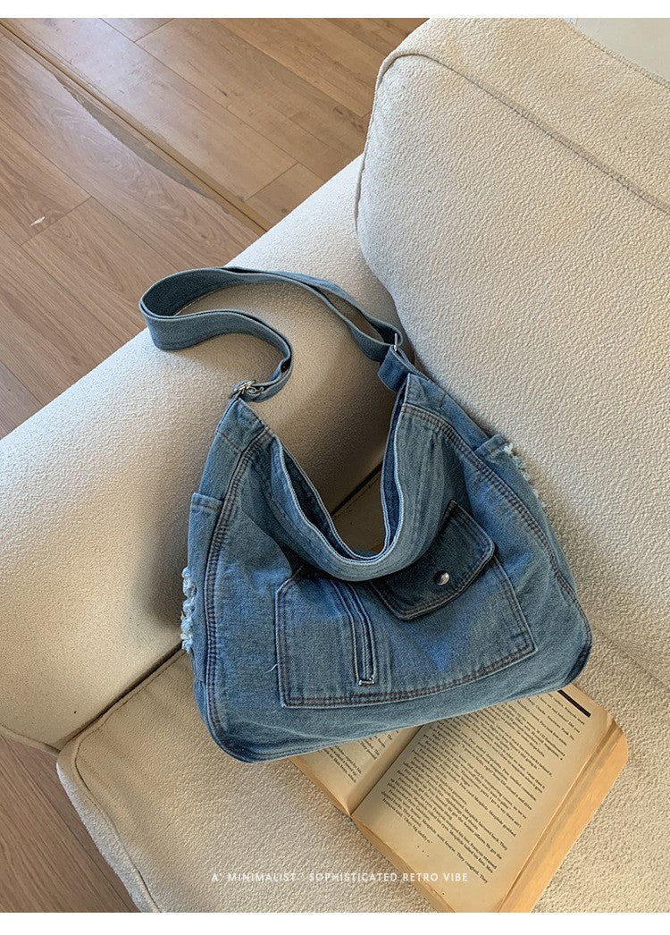 New Denim Shoulder Bag Women Fashion Large Capacity Casual Tote Handle Bag for School Comfortable and Versatile Commute Bag
