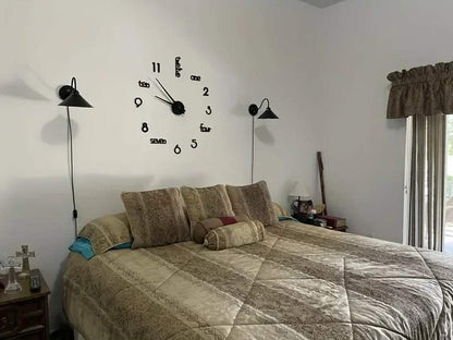 Frameless giant wall clock, modern home decoration,  bedroom, and   for home office. living room decoration