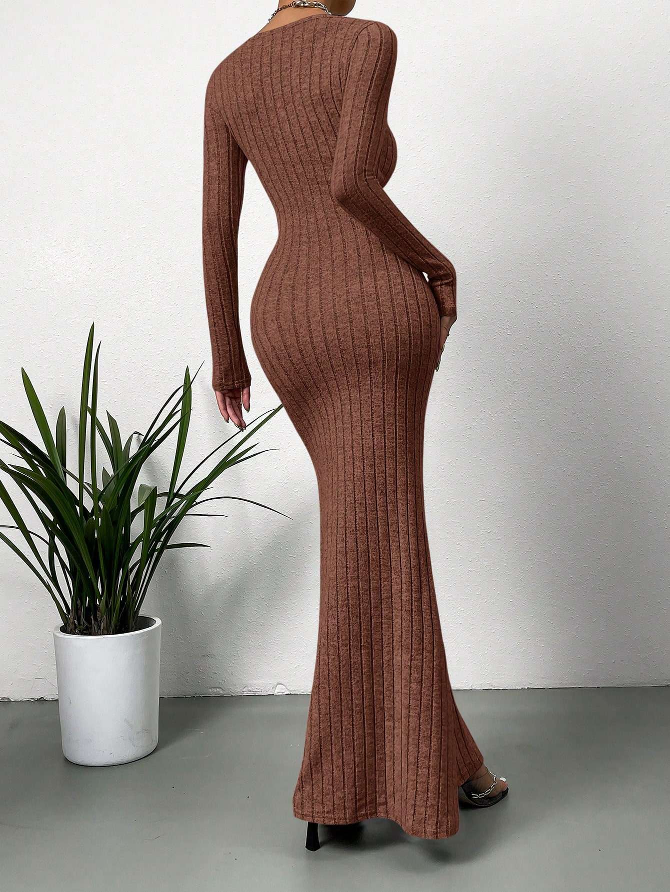 Women's Sexy Square Neck Mid-Length Knitted Dress Slim Fit Retro Long-Sleeved Wrap Hip Robe for Fall