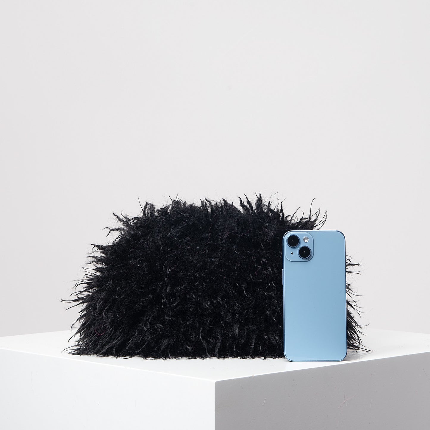 Y2K Plush Clutch Bag, Candy-Colored Women's Clip Bag, Elegant Evening Bag, Women's Dress Party, Wedding Accessory, Cute and Charming Girl's Wallet (Random Pattern)