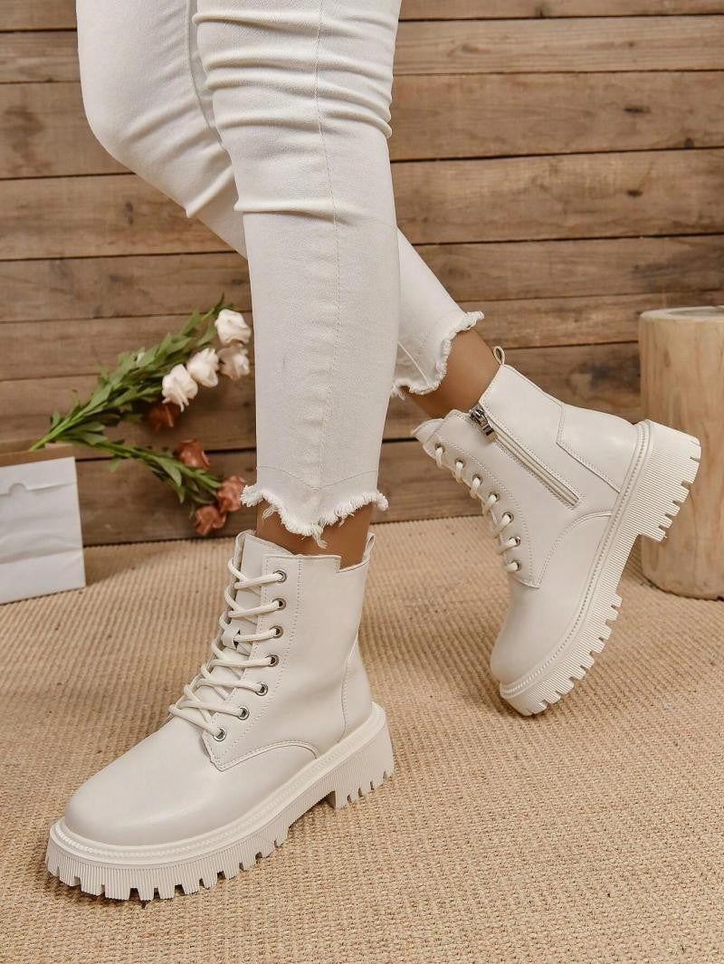 Thick Warm Long Plush Ankle Boots for Women Winter 2024 Lace Up Pu Leather Motorcycle Boots Woman Plus Size Short Booties Shoes