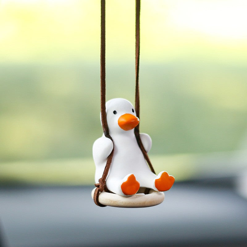 Gesso Bonito Anime Carro Acessório Balançando Pato Pingente Espelho Retrovisor Do Carro Ornamentos Aniversário Presente Casal Acessórios