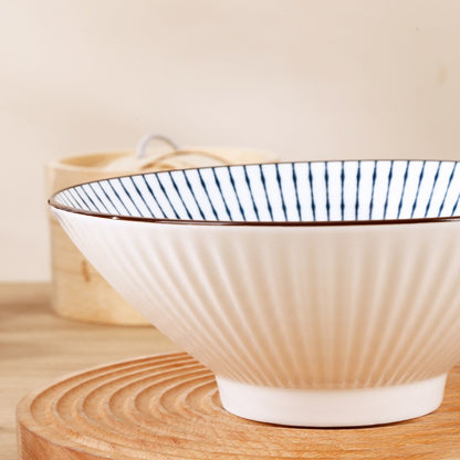 Tigela de chapéu japonesa e coreana de 8 polegadas Tigela de macarrão instantâneo vermelha de cerâmica para casa Tigela de sopa grande tigela de chifre cor sob esmalte