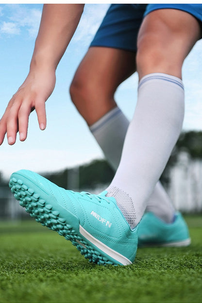 New Men Football Boots Men Soccer Shoes Adults Society Football Cleats Ultralight Training Soccer Sneakers Outdoor Lagre Size 47