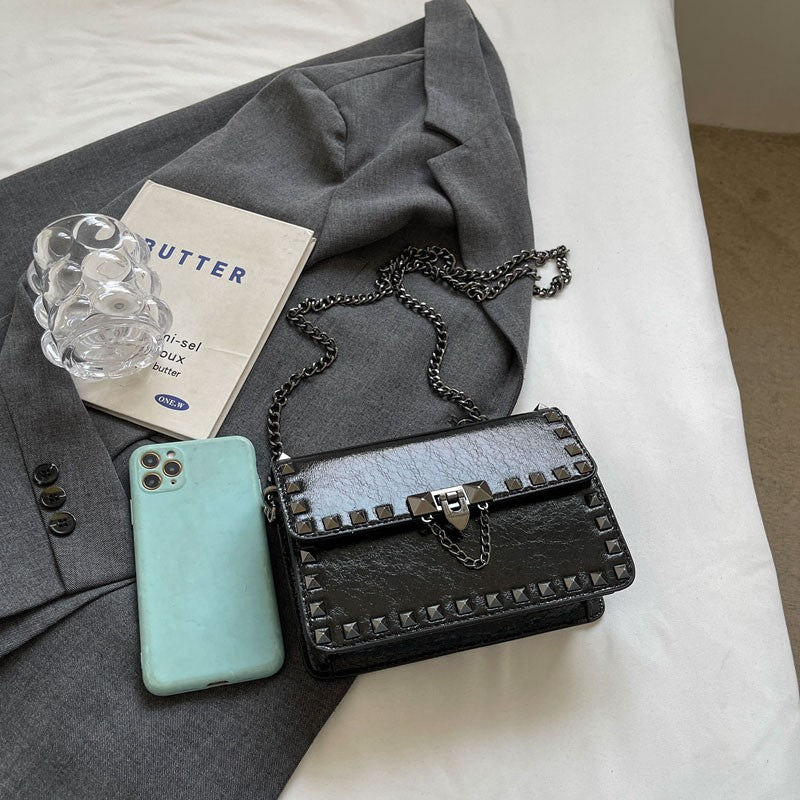 Rivet Small Shoulder Bags For Women Black Punk style Crossbody Bag Fashion Chain Flap Bag Leather Purses Designer Female Handbag