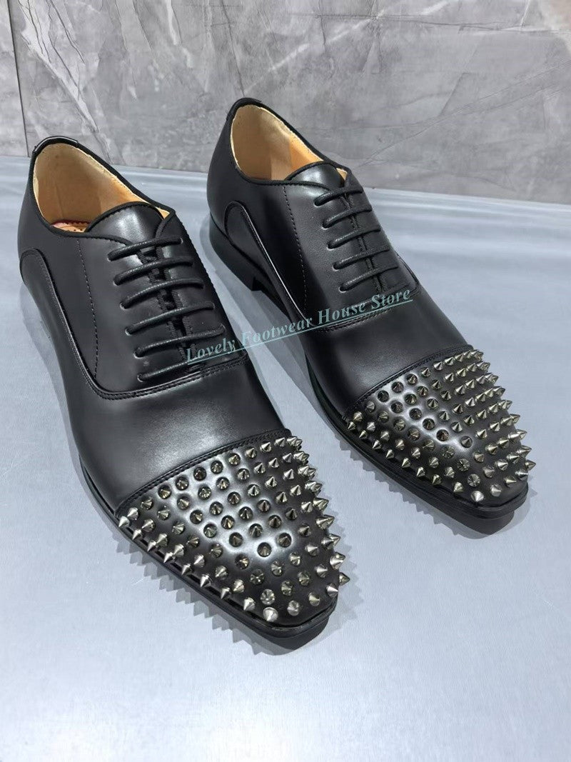Sapatos Masculinos Loafer Bico Fino de Couro Legítimo Preto Moda Masculina Primavera Outono Cadarço Salto Quadrado Sapato com Rebite Único