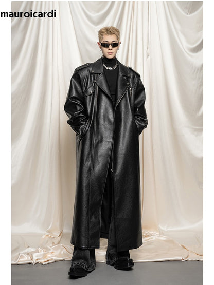 Mauroicardi Spring Autumn Oversized Cool Extra Long Black Pu Leather Trench Coat Men Zipper Loose Luxury European Fashion 2023