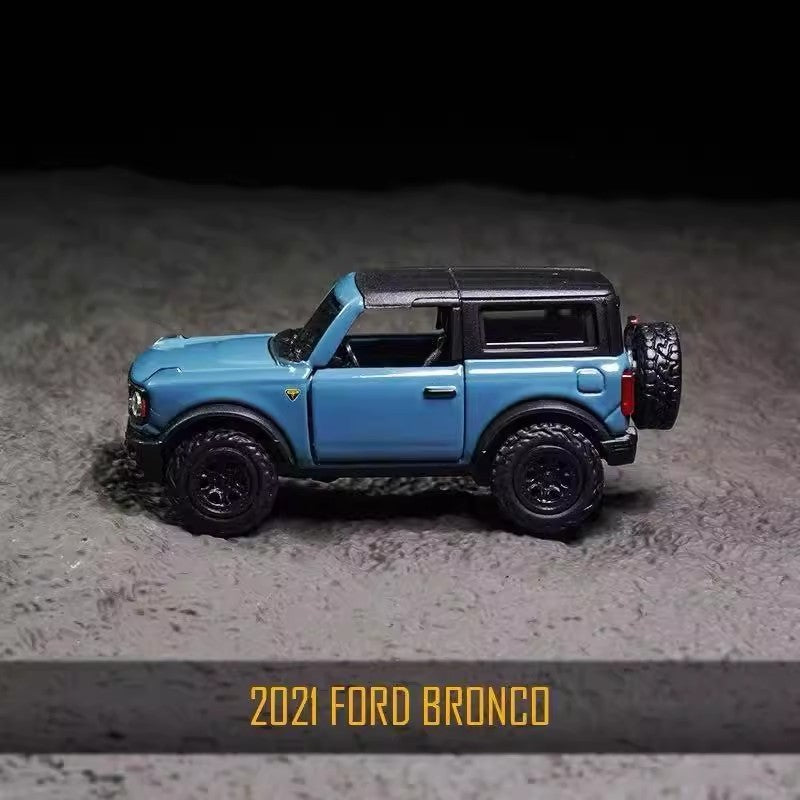 Liquidação Bburago Série 1:64 Ferrari Sp3 812c Lamborghini Bugatti Bolide Liga Miniatura Diecast Carros Brinquedos Presente para Crianças