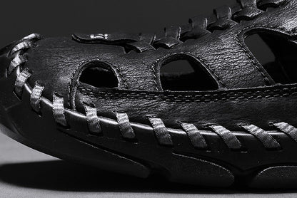 2025 New Men's Handmade Leather Sandals Flat Sandals Fashion Men's Suitable for Beach Vacation Summer Brown Non-slip Sandals