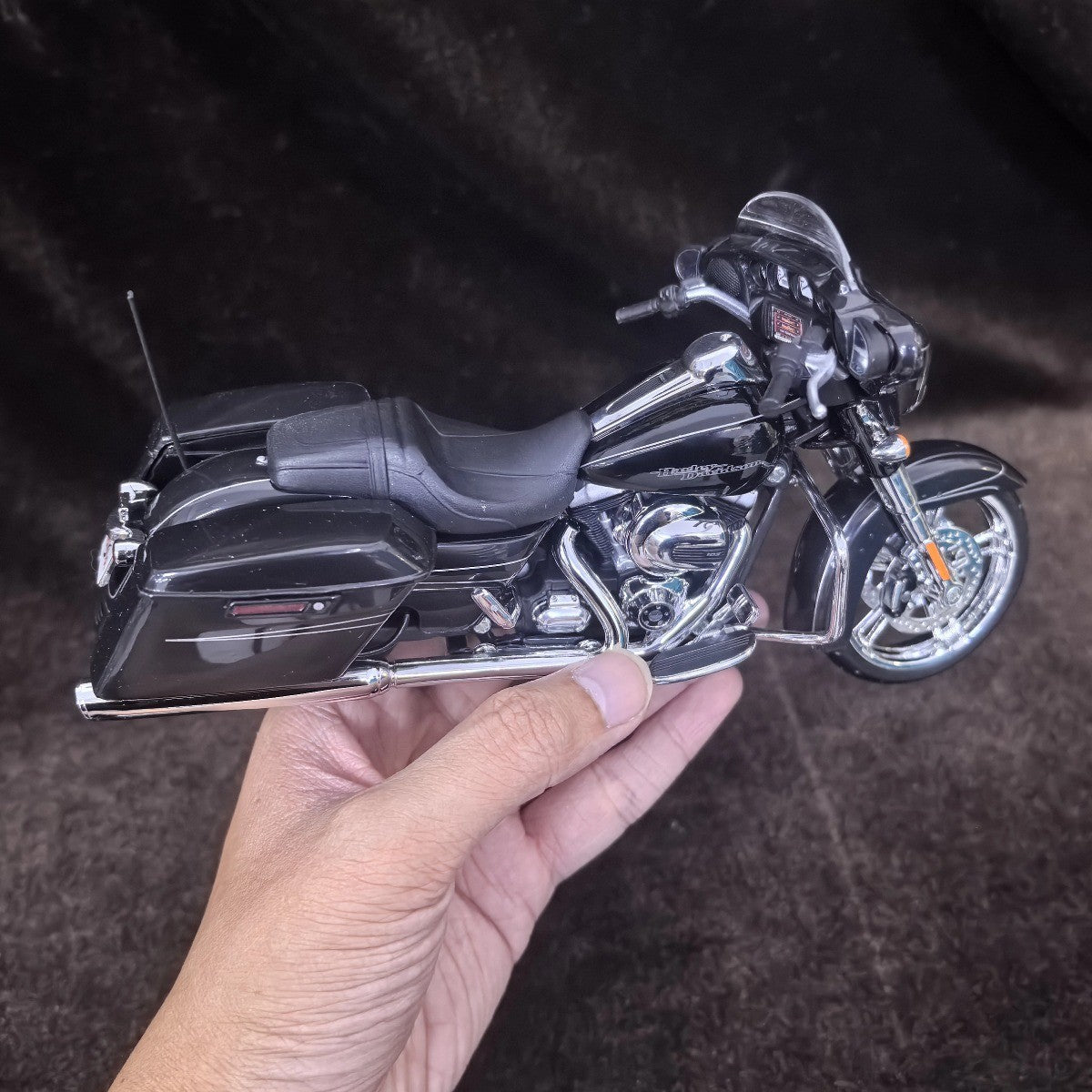 Miniatura Limitada HD Street Glide Special 2015 Escala 1:12, Réplica de Motocicleta para Crianças, Presente de Natal