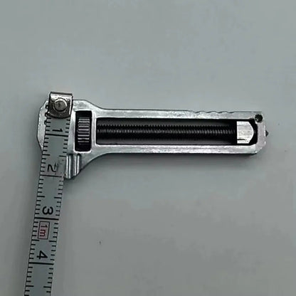 1PC EDC Multiferramenta Compacta Ferramenta Portátil Chaveiro Faca de Bolso Chave de Fenda Multiferramenta Kit de Sobrevivência para Acampamento