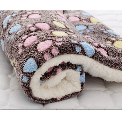 Tapete para animais de estimação de flanela macia cama de cachorro inverno engrossar cobertor quente para cães e gatos filhote de cachorro dormir capa toalha almofada para cães pequenos médios grandes