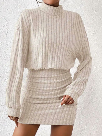 The new autumn style of the tight-fitting long-sleeved high-neck striped knitted sexy dress