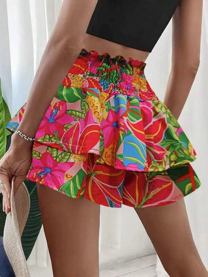 Spring and summer new small floral fashion women's shorts with a drape effect, versatile casual skirt pants.