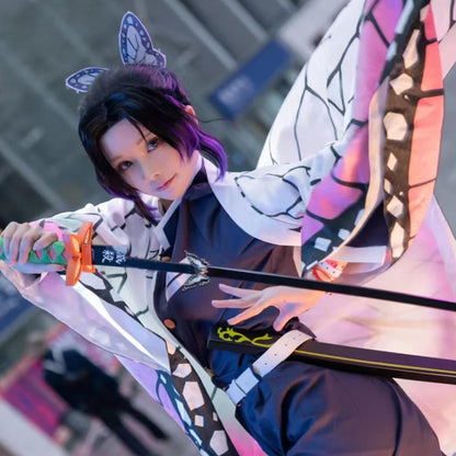 Peruca de Cosplay Kochou Shinobu Kimetsu No Yaiba, peruca preta e roxa sintética resistente ao calor para Halloween, presilha de cabelo de borboleta