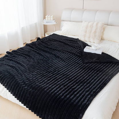 1pc soft and skin friendly warm blanket, suitable for bedrooms, sofa covers, camping and travel, multifunctional blanket