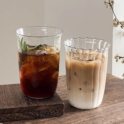 Copos de café gelado Copo de vidro estético Garrafa de água Copos para beber Utensílios de mesa decorativos Caneca de café gelado Copo de coquetel