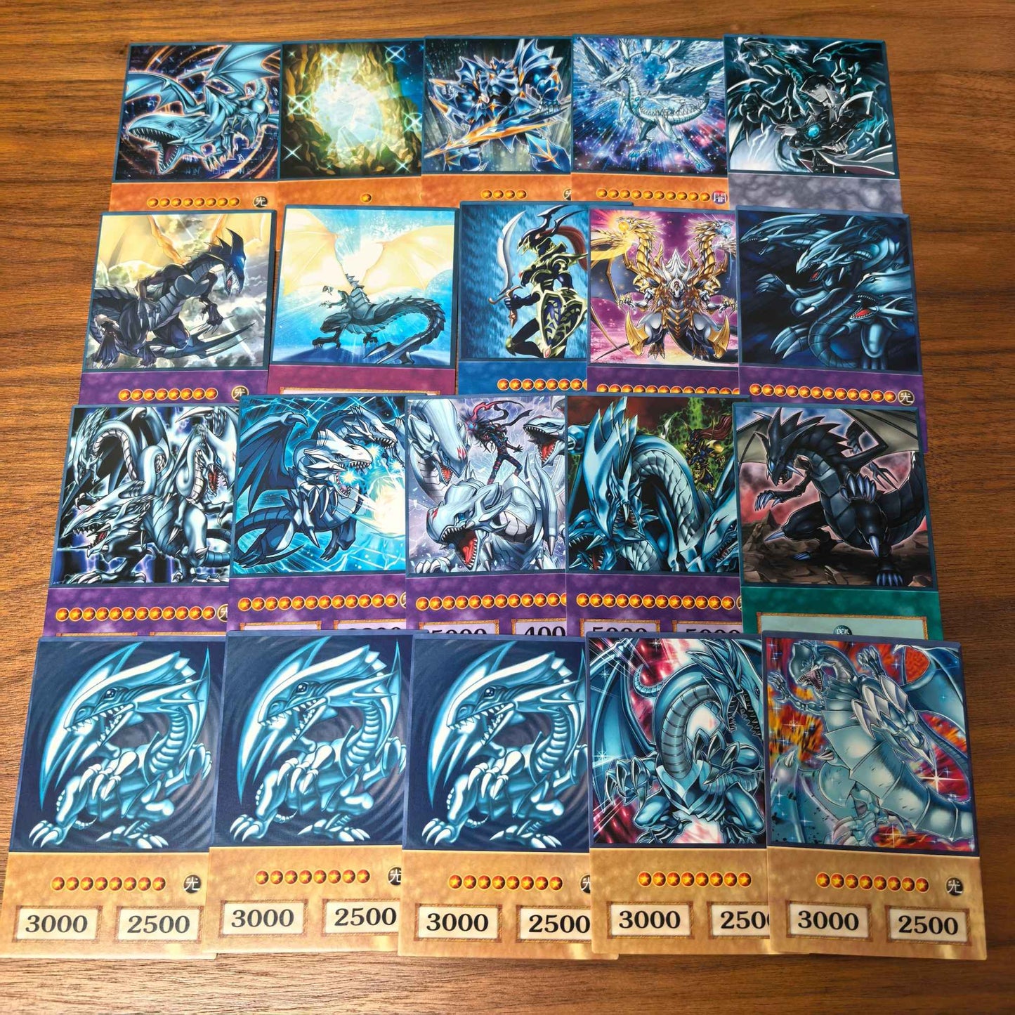 100 unidades Yu-Gi-Oh Anime Style Cards Olhos Azuis Estilo KAIBA Yugioh DUAL MONSTER Clássico Proxy DIY Card Presente Infantil