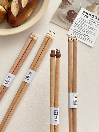 Hashis de Desenho Animado de Animais Fofos, Hashis de Madeira de Faia para Casais de Sushi, Utensílios de Jantar de Madeira Entalhados à Mão, Práticos e Bonitos