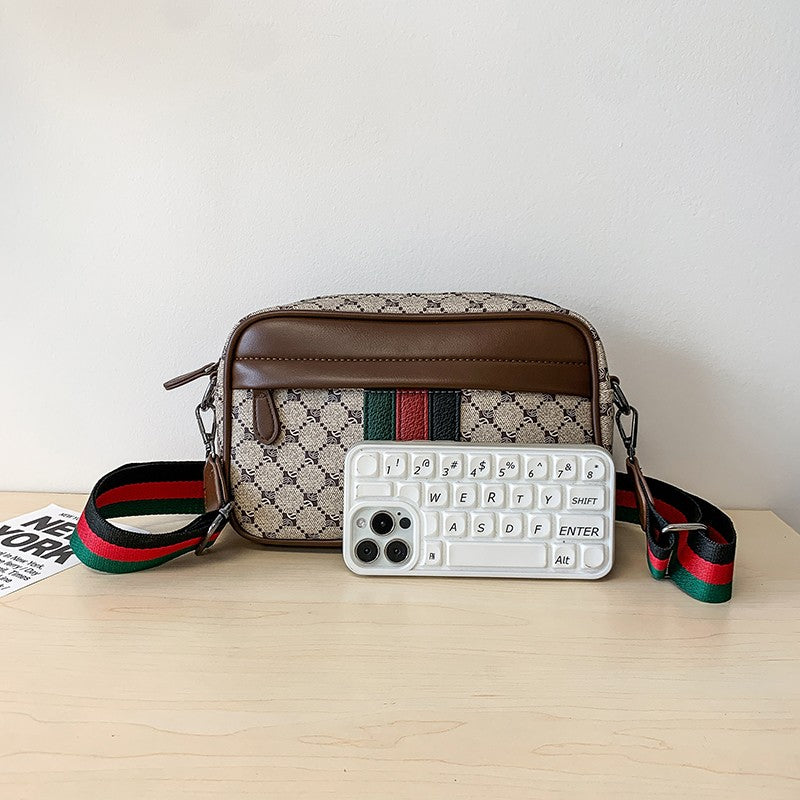 Casual Lightweight Sling Bag with Color Block Strap for Men PU Leather Messenger Bag Trend Wide Strap Crossbody Bags Designer