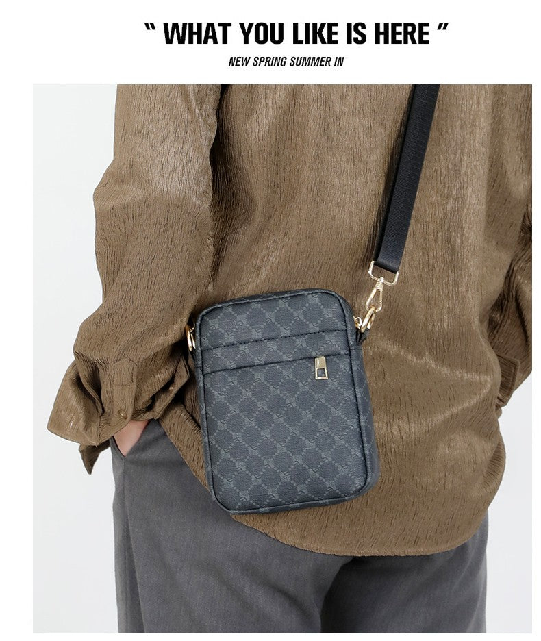 Luxury Designer Men Small Shoulder Bag PU Leather Messenger Crossbody Phone Bag For Men Vintage Style Men Handbag Bag Bolsa Sac