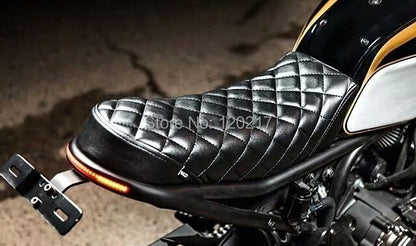 LOCHOSHI Modificado Universal Cafe Racer Assento Aro Alça Estilo Brat com Luz de Freio e Seta em LED para Honda Yamaha Suzuki