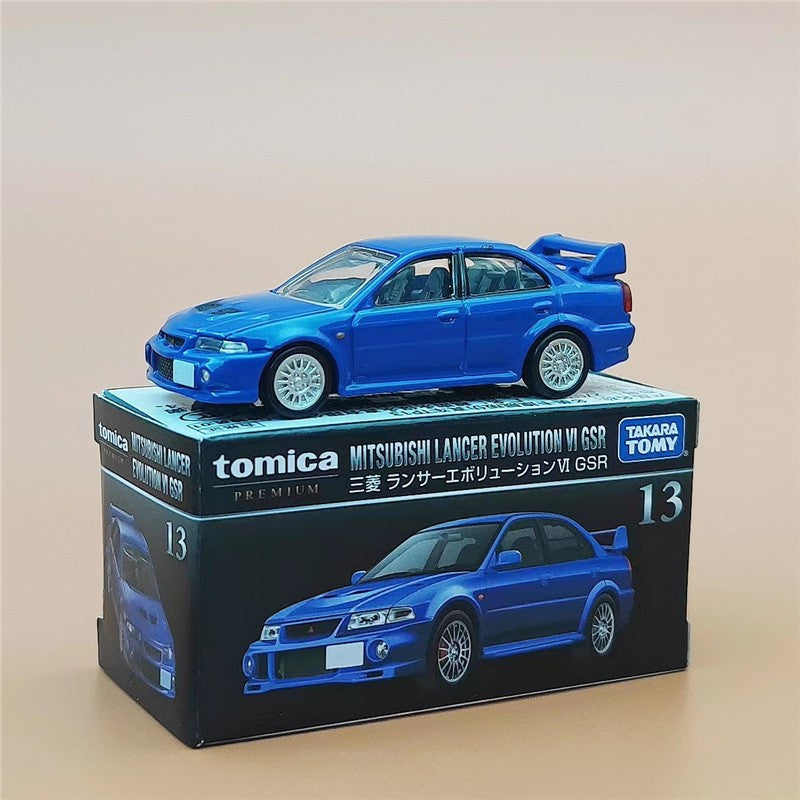 TOMY Mitsubishis JDM Lancer Evo X Carros de liga leve e veículos de brinquedo Modelo de carro em miniatura em escala para crianças