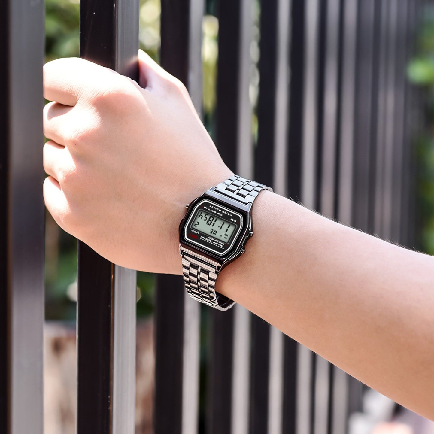 Unisex F91W Retro Men Women's Multifunction LED Digital Watch Stainless Steel Sports Wristwatches Ladies Electronic Wristwatch