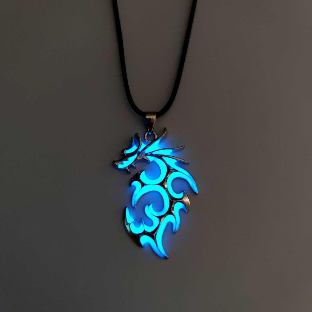 Colar com Pingente de Lua Luminosa para Meninas Adolescentes Colar Gargantilha Brilha no Escuro Joias Presentes ????????