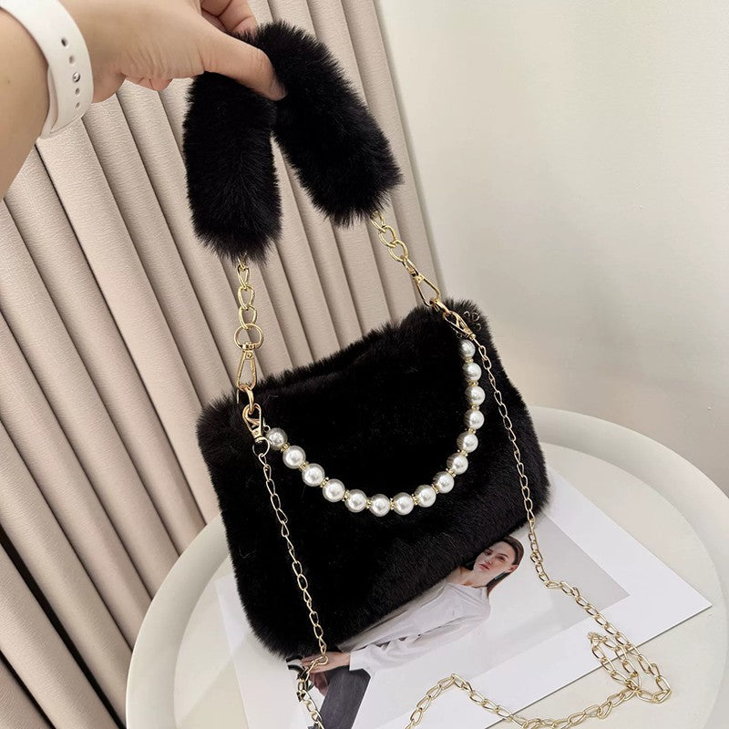 Fashionable Pearl Rabbit Fur Velvet Handbag Women's Crossbody Bag Chain Design Autumn Winter Small Versatile Bag Elegant