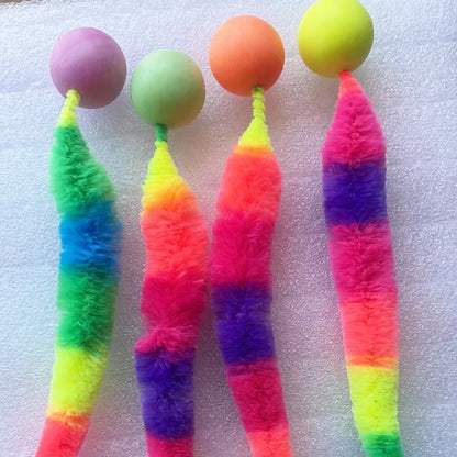 Brinquedos interativos para gatos: Bola saltitante colorida Tickle Cat, suprimentos para pets, brinquedo elástico de minhoca/lagarta para gatos, quebra-cabeça provocador para ambientes internos