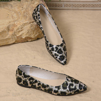 Leopard Shoes 2025 New Women Flats Woman Casual Shoes Pointe Toe Spring Summer Flat Fashion Ladies Shoes Slip-on Big Size