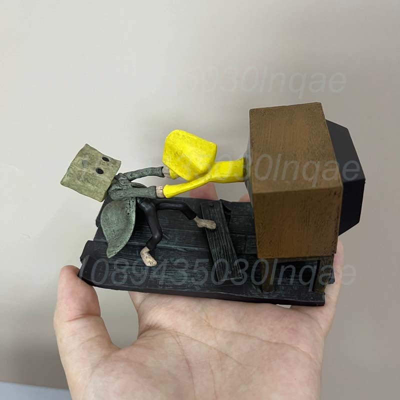 Jogo Quente GK Little Nightmares Anime Figure Six Maya Yamaoka Mono Action Figure Modelo Brinquedos Presente de Natal Decoração de Quarto