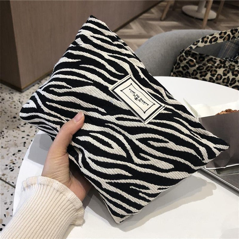 Large Women Zebra Pattern Cosmetic Bag Canvas Zipper Make Up Bag Travel Washing Makeup Organizer Storage Clutch Beauty Case