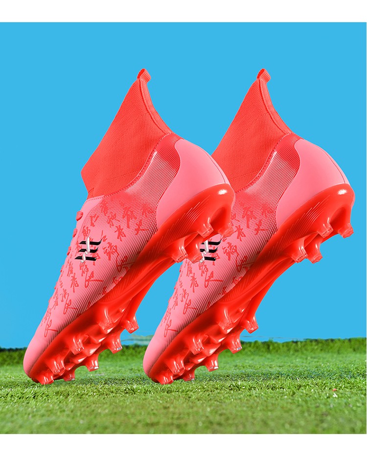 New Soccer Boots Men Football Shoes Cleats Professional Soccer Shoe High-Tops Non-Slip Spikes for Big Boys Wide Training Sneaker