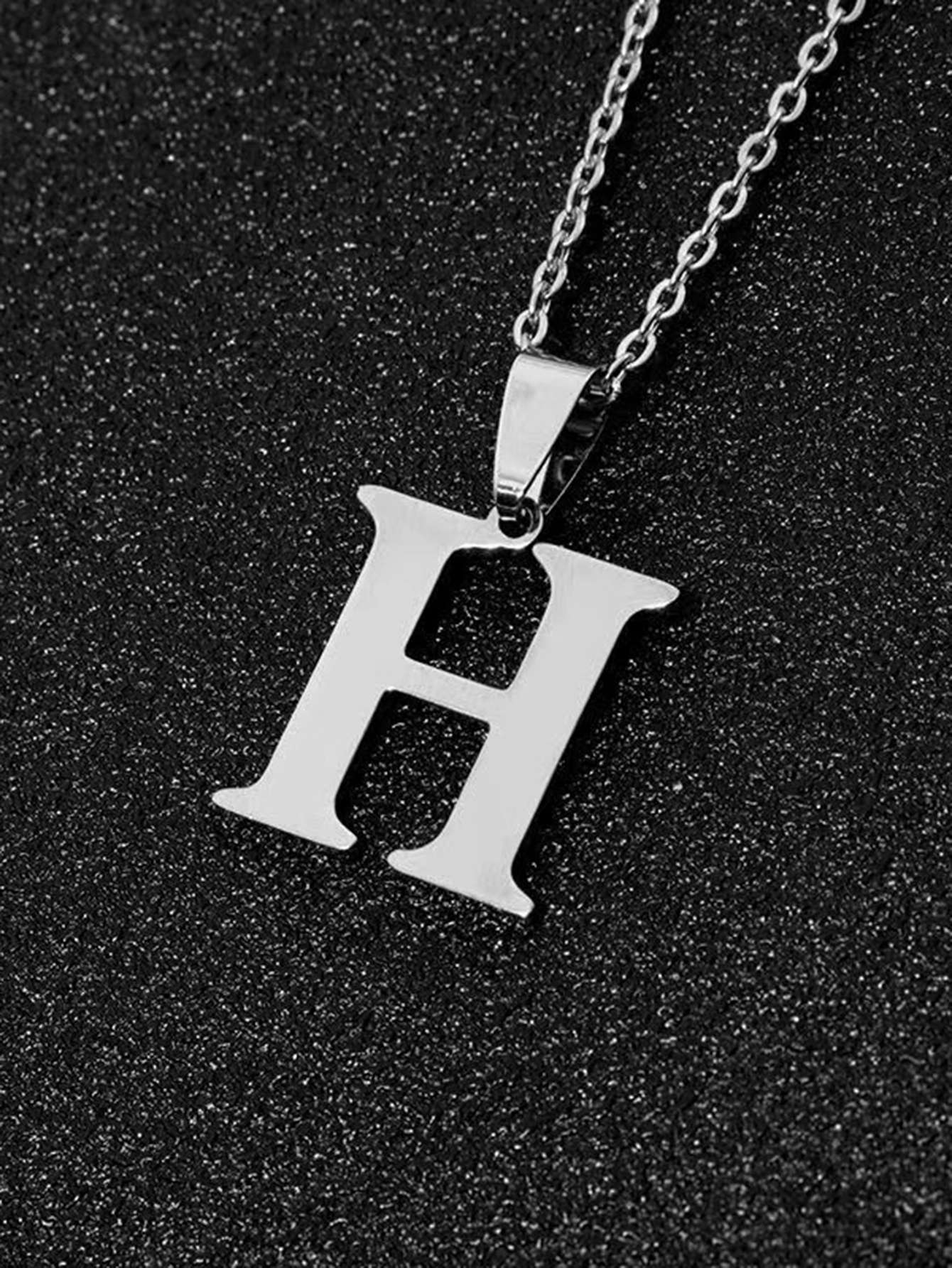 DGIDDK Aço Inoxidável Moda Simples A-Z Colar de Letra Pequena Pingente Inicial Corrente Fina Alfabeto Joia de Presente para Homens e Mulheres