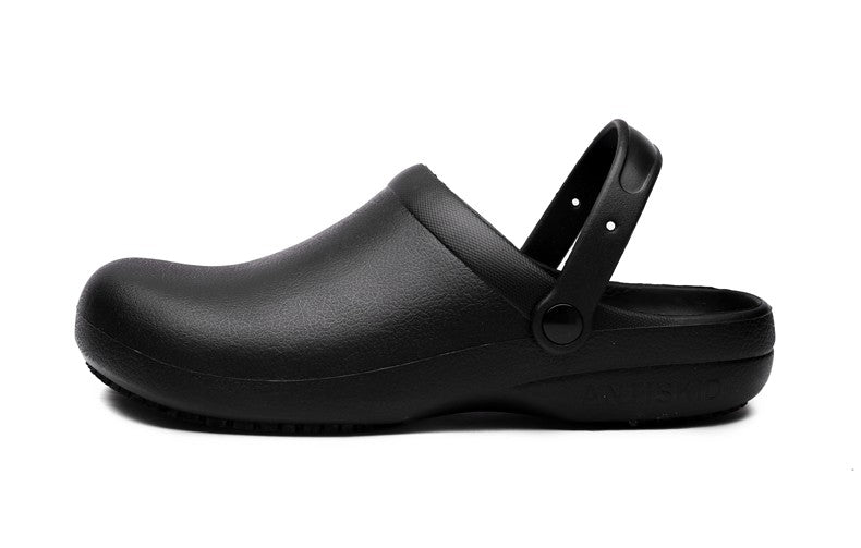 Pure Black Anti Skid Rubber Sandals Chef Shoes Kitchen Cook Waterproof Garden Shoes Clogs Without Holes Plus Big Size 47 48 49