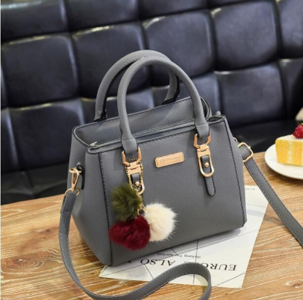 Fashion Women Hairball Shopper Totes Solid Color PU Leather Large Capacity Handbag Ladies Luxury Designer Crossbody Shoulder Bag