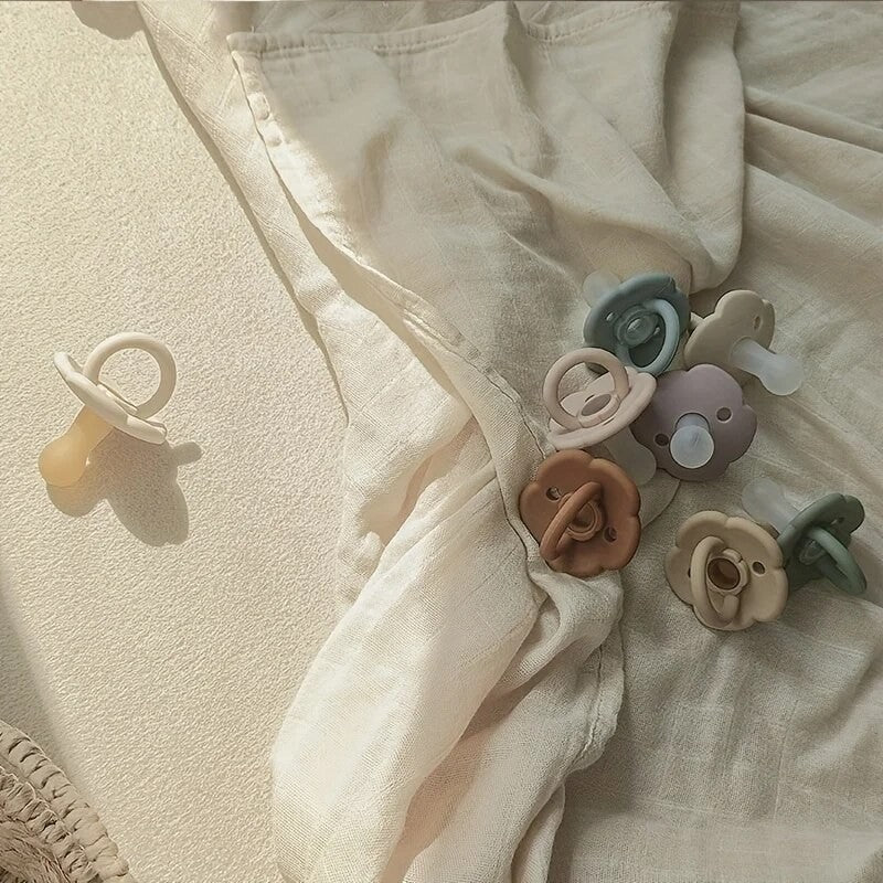 1/3 PCS Baby Pacifier Super Soft, 0 to 3 Months Old, 6 Months and Above, One Year Old, Sedative Devic