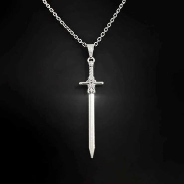 Personality Exquisite Sliver Color Knife Sword Pendant Stainless Steel Necklace for Women Men Gothic Punk Jewelry Accessory Gift