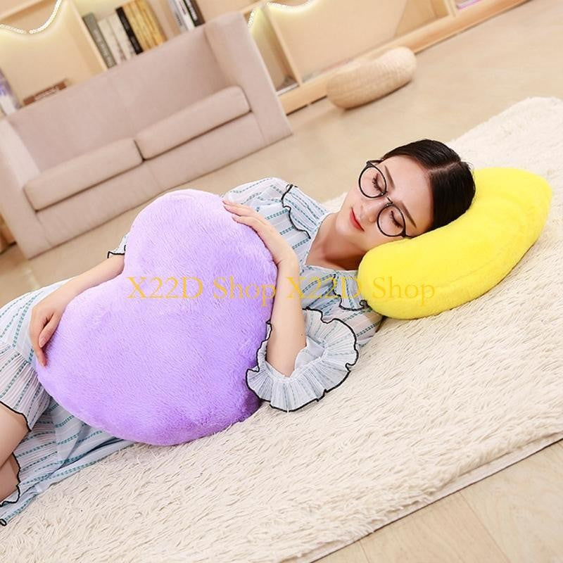 X22D Durable Throw Pillows Heart for Friends Valentine's Day Gift for Mother's Day Baby Birthday Skin Friendly