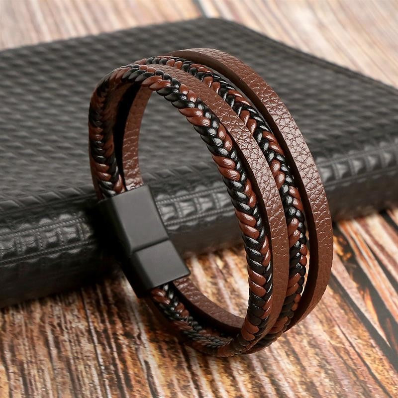 Pulseira de Couro Jiayiqi Masculina Punk Hip Hop Metal Charm Contas Olho de Tigre Pulseira Multicamadas para Homens Joia da Moda Presente