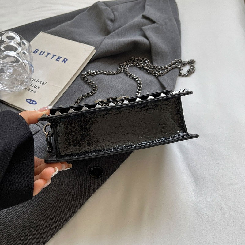 Rivet Small Shoulder Bags For Women Black Punk style Crossbody Bag Fashion Chain Flap Bag Leather Purses Designer Female Handbag