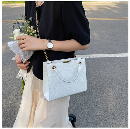 2025 Fashion Luxury Female Crossbody Bags for Women Designer Shoulder Bag Chain Solid Color Messenger Bag Handbags