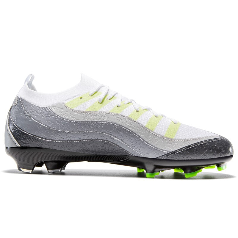 2511 Mens Soccer Shoes Ultralight Turf Soccer Cleats for Kids Sneakers TF/FG Training Football Boots Chuteira Campo 34-45